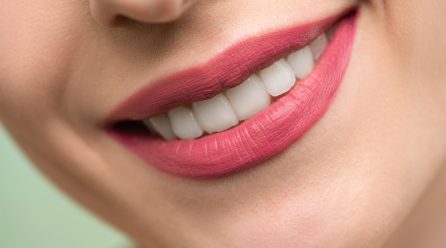 Jak dbać o higienę jamy ustnej i zapobiegać chorobom zębów?